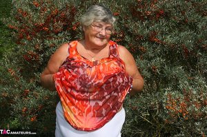 TAC Amateurs offers a free photo gallery with Grandma Libby xxx gallery 267988