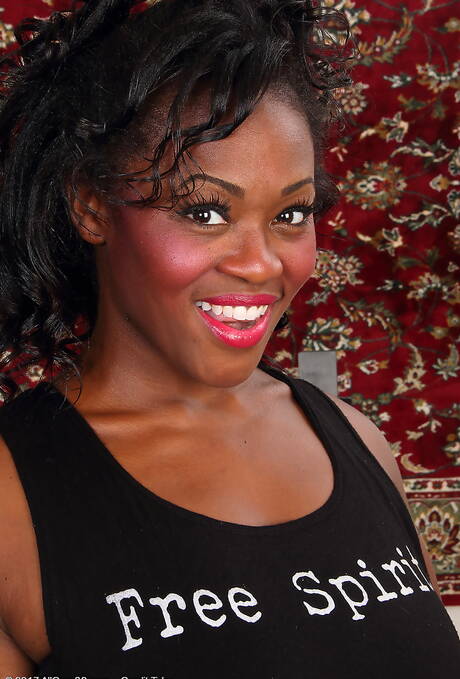 All Over 30 are proud to present you with a free photos featuring Sunny xxx gallery 69713