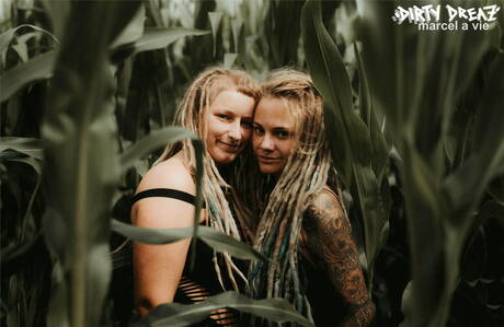 Z Filmz Originals are pleased to offer you a free pics featuring young woman in girl on girl fun