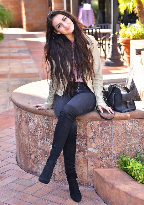 FTV Girls invite you to explore free xxx photos featuring Natalie showing sexy shape